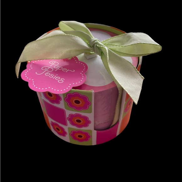 Hallmark Stationery/Memo Pads - Picture 4 of 6